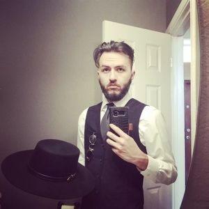 Meet your Posher, Joshua